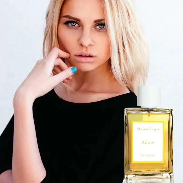 Adore